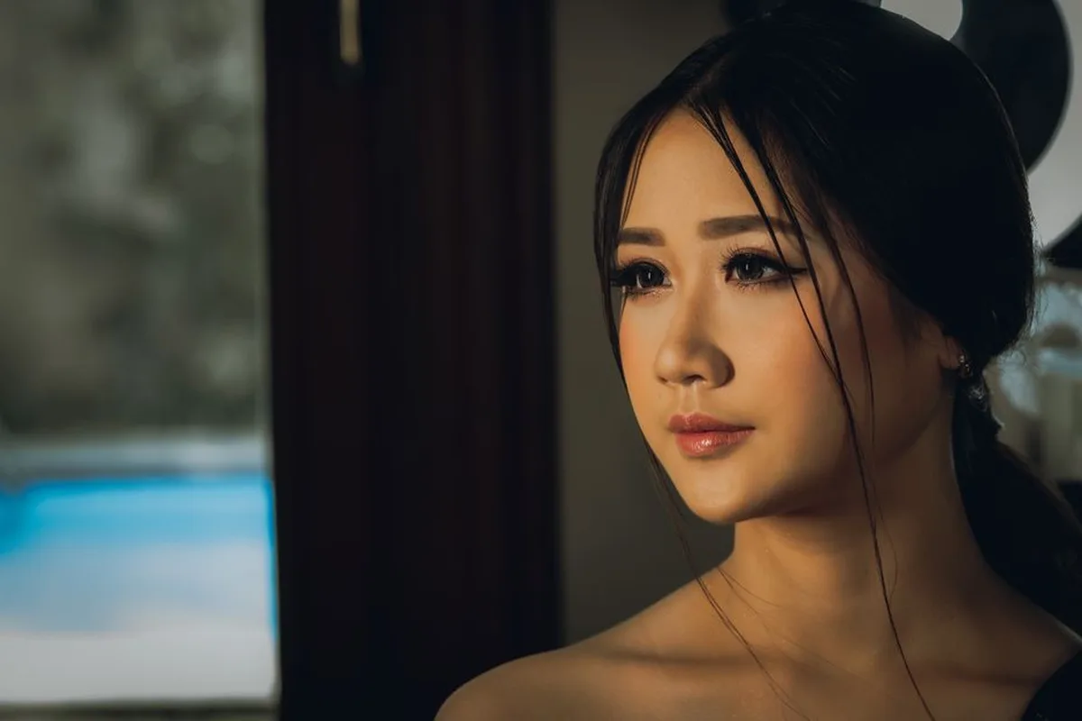 Vết cắt mí mờ dần thế nào? Có để lại sẹo lộ rõ không?